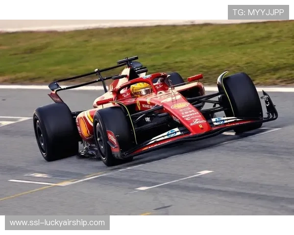 汽车制造商为何重金投入F1?技术转化与品牌价值的博弈 汽车制造商为何重金投入F1?技术转化与品牌价值的博弈