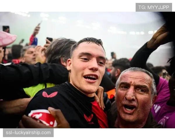 技术花絮：德甲转播首次测试球员场内心率实时数据可视化