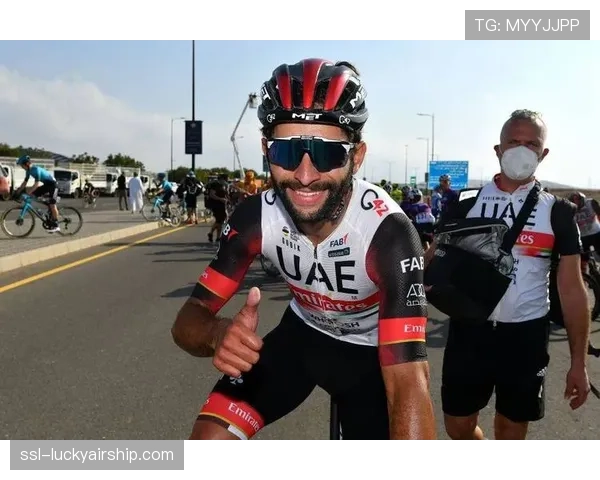 特写：从摔车阴影中归来，卡文迪什在环阿联酋收获赛季首胜