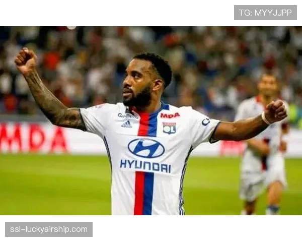 数据前瞻：布雷斯特防线能否抵挡里昂箭头拉卡泽特？